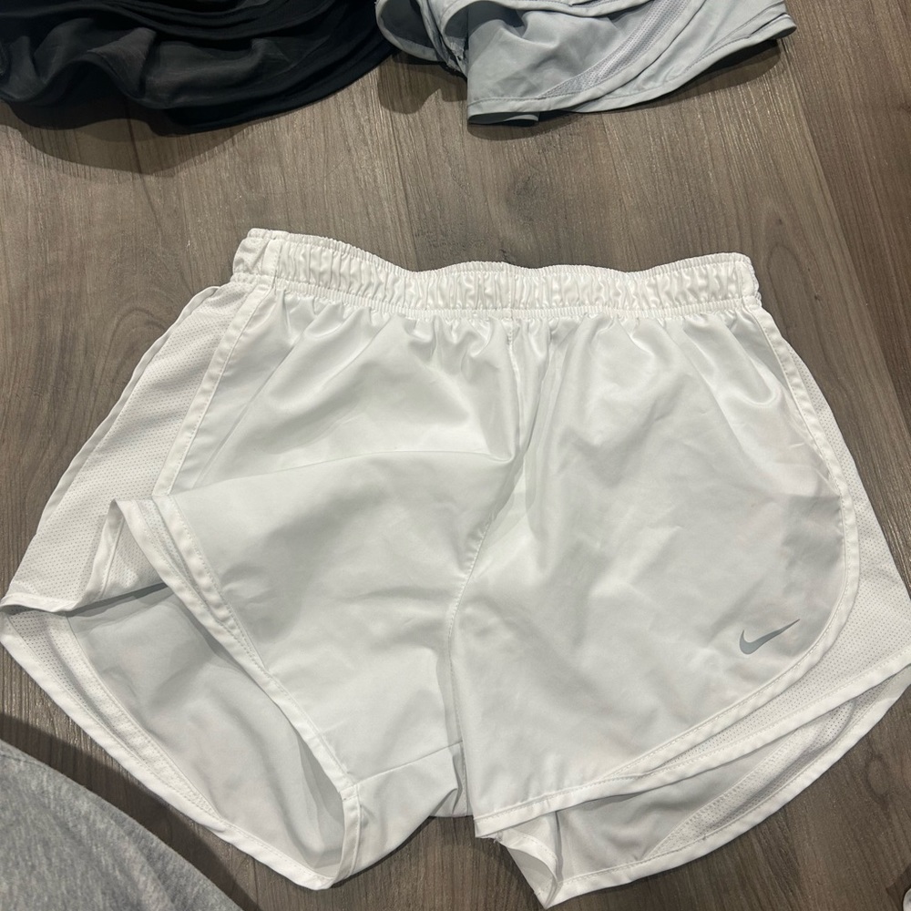 Nike Dri Fit Shorts - Picture 8 of 10